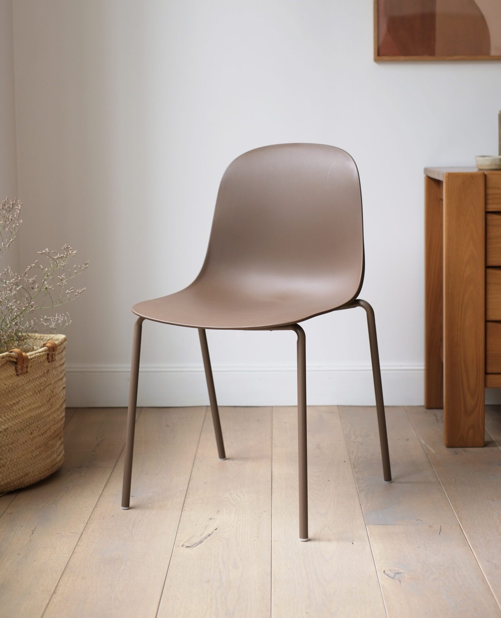 chaise coque empilable terracotta