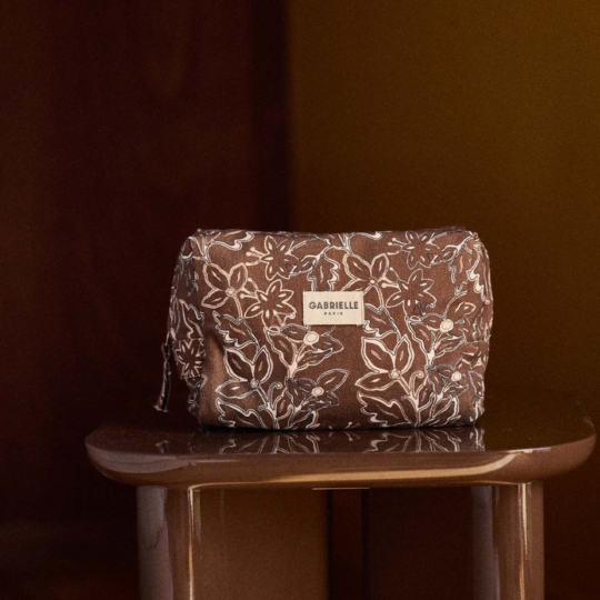 trousse de toilette chantilly