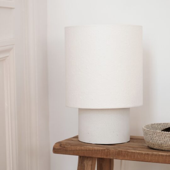 Lampe à poser effet béton, abat-jour papier ou lin – Image 2