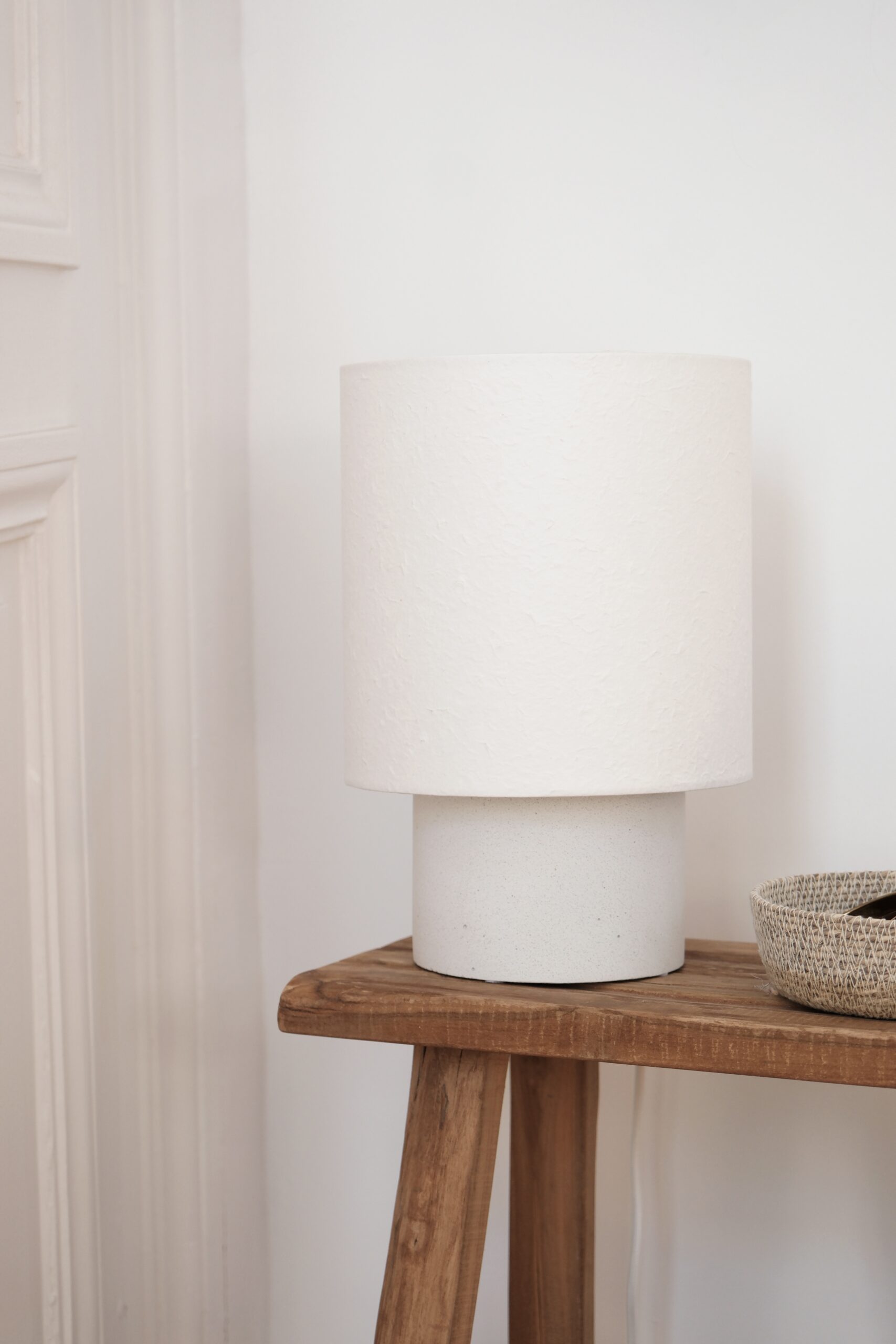 Lampe à poser effet béton, abat-jour papier ou lin – Image 2