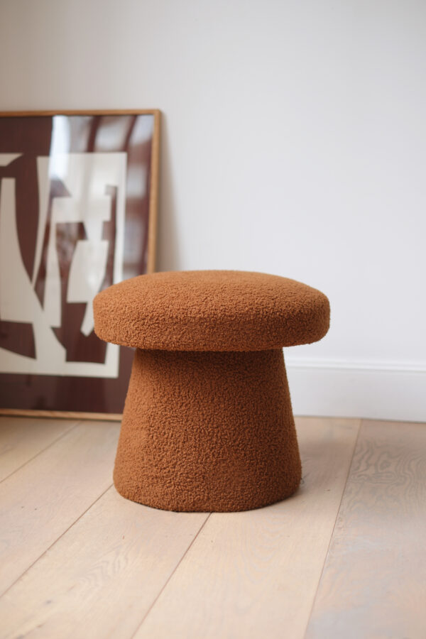 Tabouret champignon tissu bouclé marron