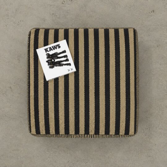 Pouf rayé noir / naturel – Image 2